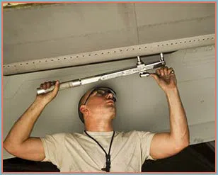 Golden Garage Door Repair Service Orange Park, FL 904-373-7347 Golden Garage Door Repair Service Orange Park, FL 904-373-7347 - 10-install-cont